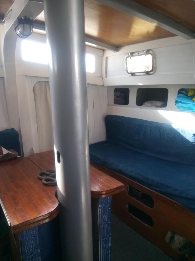 Bateau En Ville Сен-Тропе Екстер'єр фото