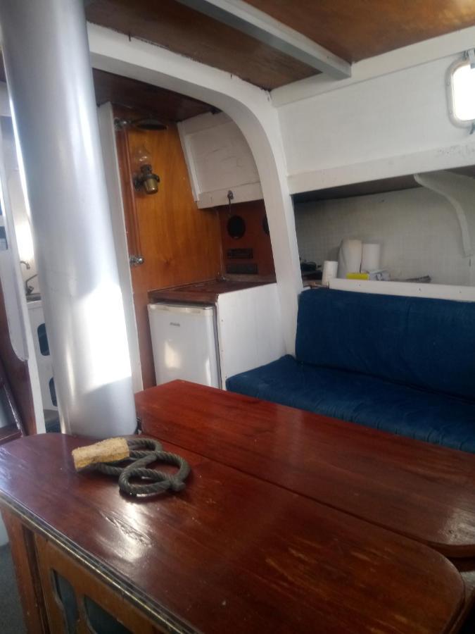 Bateau En Ville Сен-Тропе Екстер'єр фото